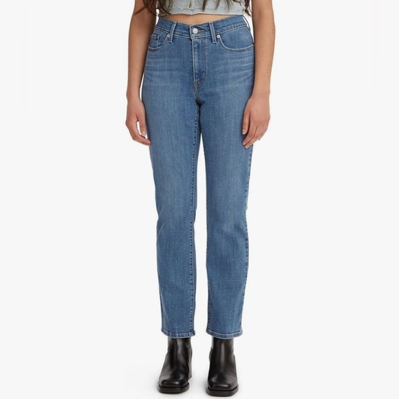 Levi's Women's Classic Straight, Stellar Stretch Jeans Size 12 - Picture 1 of 10